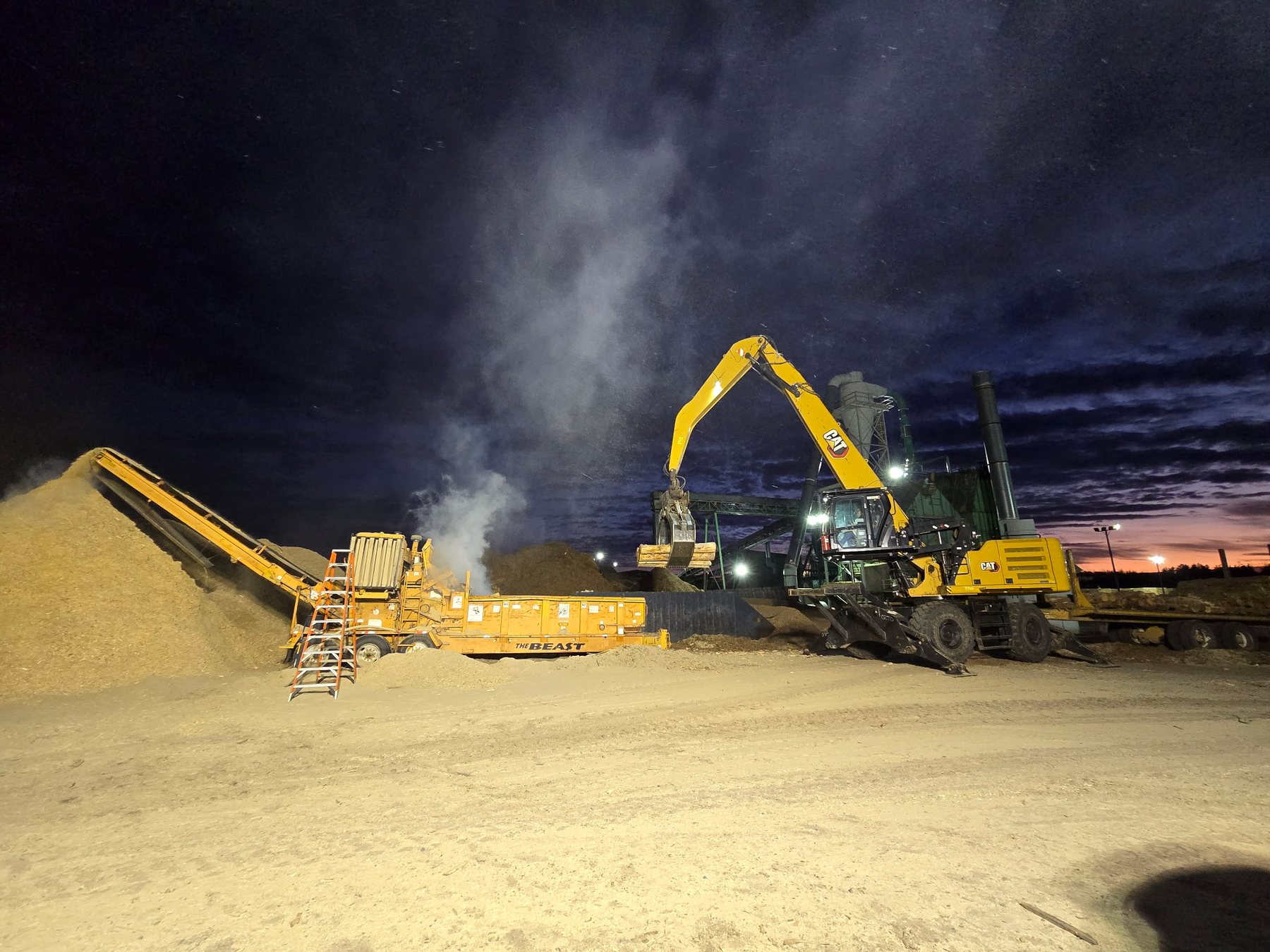 Storlie aggregate screening operation working after dark